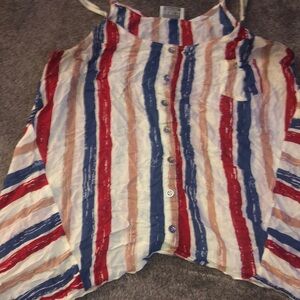 Loose fit crop top